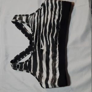 Nike Dri-Fit Sports Bra Size Medium